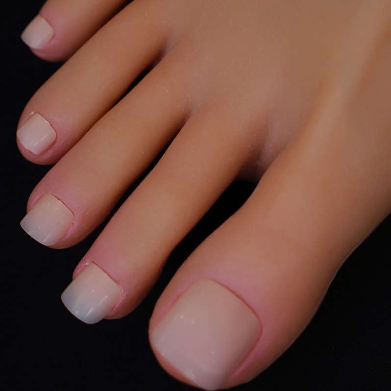 esmalt d'ungles dels peus nu natural