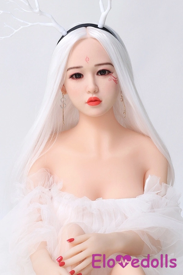 ตุ๊กตาเซ็กส์ TPE คัพ D ขนาด 158 ซม. ลำตัวและหัวซิลิโคน ตาสีเทา หน้าอกอวบอิ่มปานกลาง