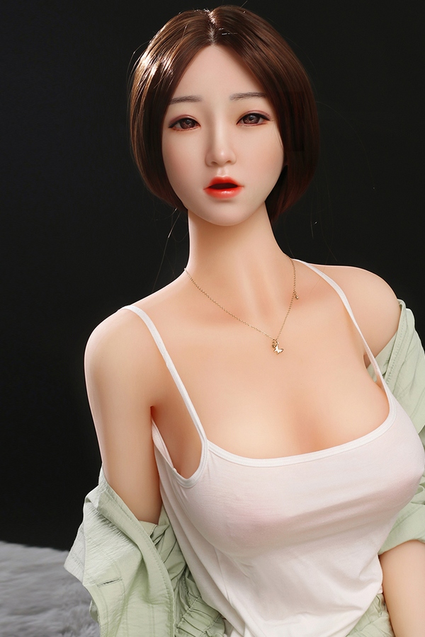 158cm D Cup TPE body&Silicone head Thin Lips Voluptuous Petite Breasts Celebrity Sex Dolls Detail View 3