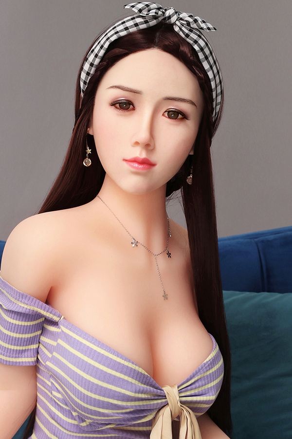 60cm D Cup Silicone Voluptuous Thin Lips Brunette Sex Doll Detail View 3