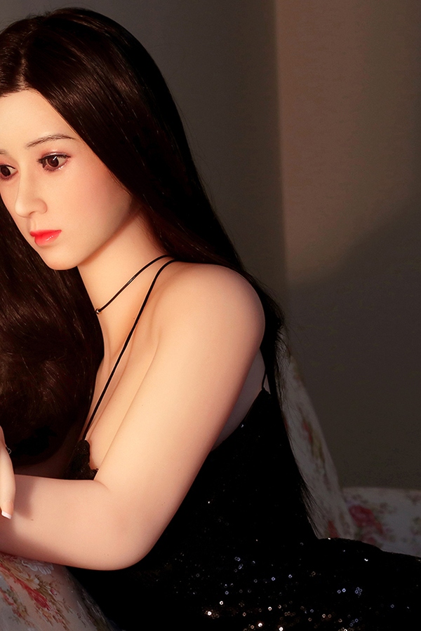 165cm E Cup TPE body&Silicone head Thin Lips Petite Breasts Black Sex Doll Detail View 2