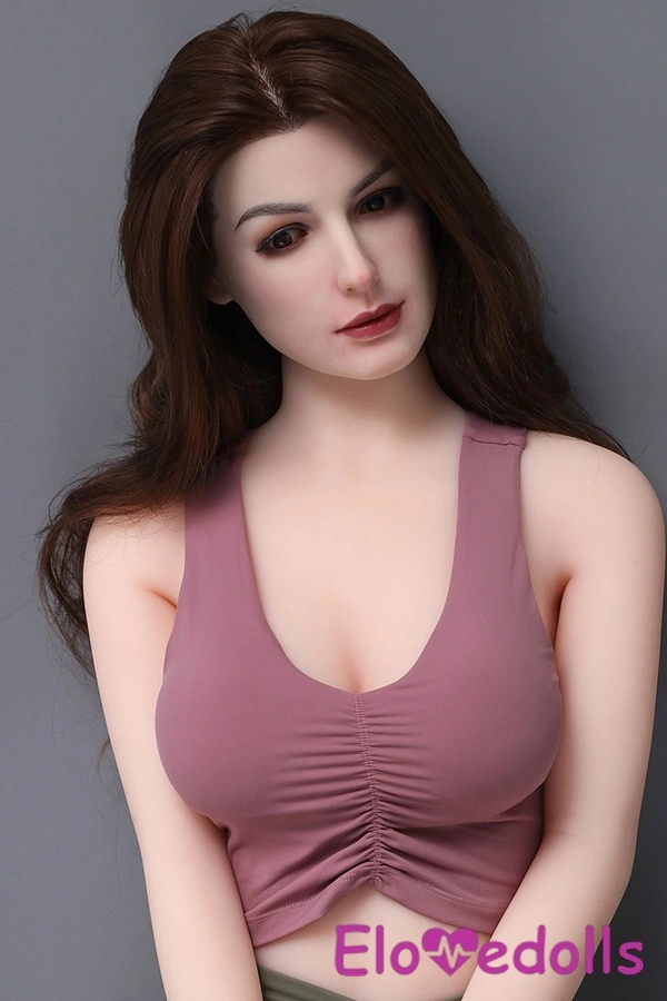 165 سینٹی میٹر ای کپ ٹی پی ای باڈی اینڈ سلیکون ہیڈ نیچرل ہونٹ بھوری بھوری آنکھیں BBW سیکس ڈول تفصیل دیکھیں 3