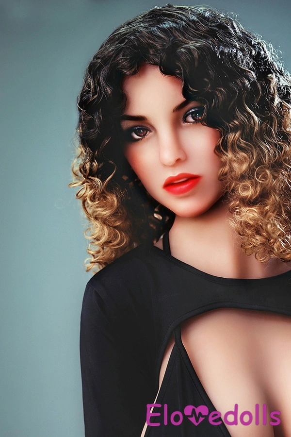 Boneka Seks Brunette Menggairahkan dengan Bibir Mengkilap, Tubuh TPE & Kepala Silikon 165cm D Cup