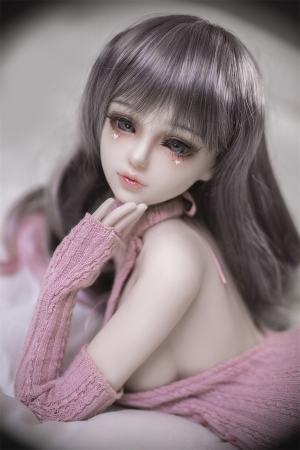 60cm D Cup Silicone Hourglass Thin Lips Medium Breasts Sex Doll Detail View 7