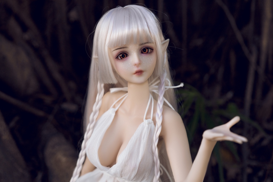 60cm D Cup Silicone Medium Breasts Thin Lips Gray Eyes Anime Sex Doll Gallery 2