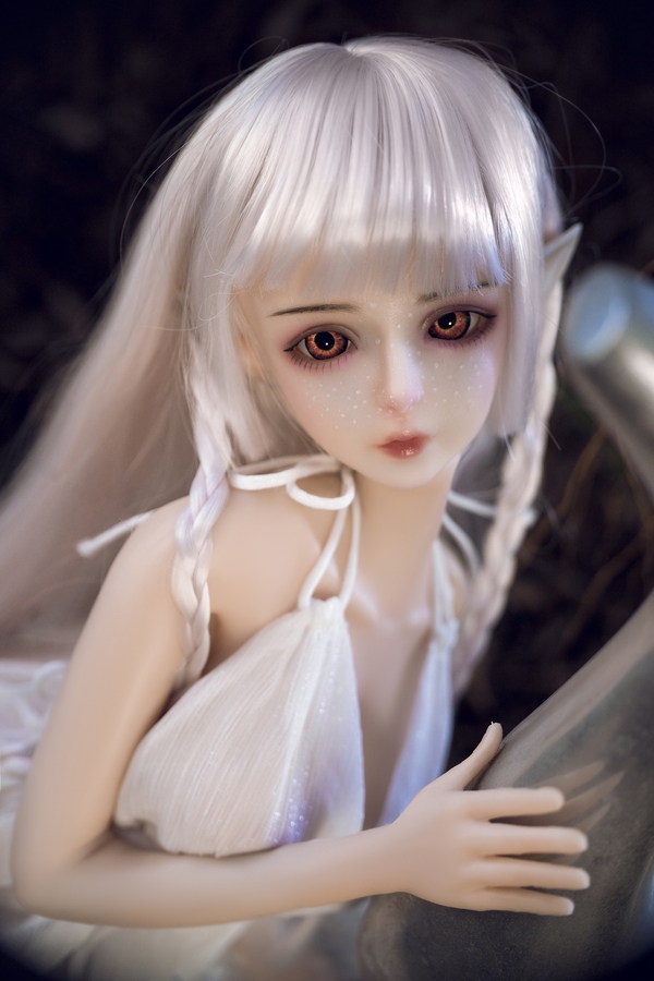 60cm D Cup Silicone Thin Lips Medium Breasts Gray Eyes Anime Sex Doll Gallery 4
