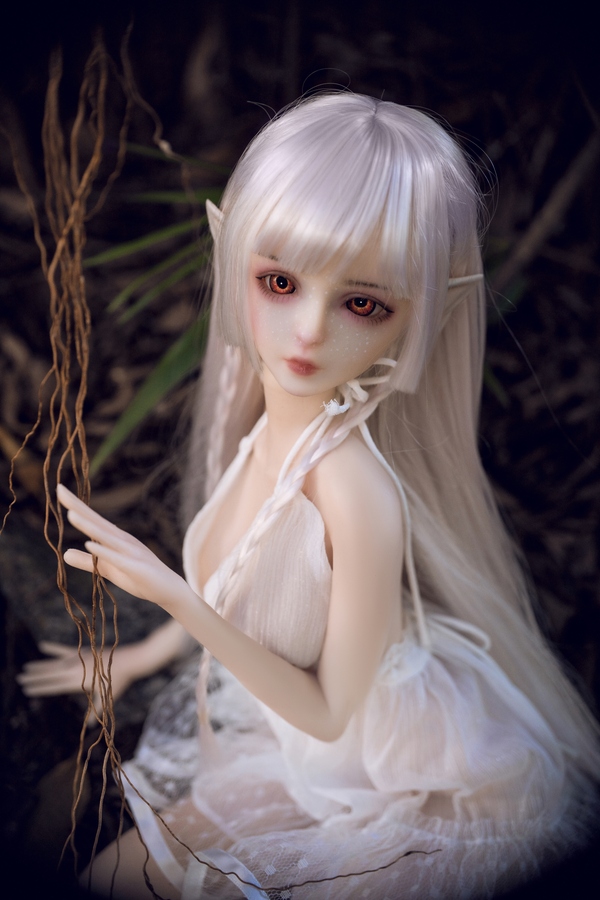 60cm D Cup Silicone Thin Lips Medium Breasts Gray Eyes Anime Sex Doll Detail View 3
