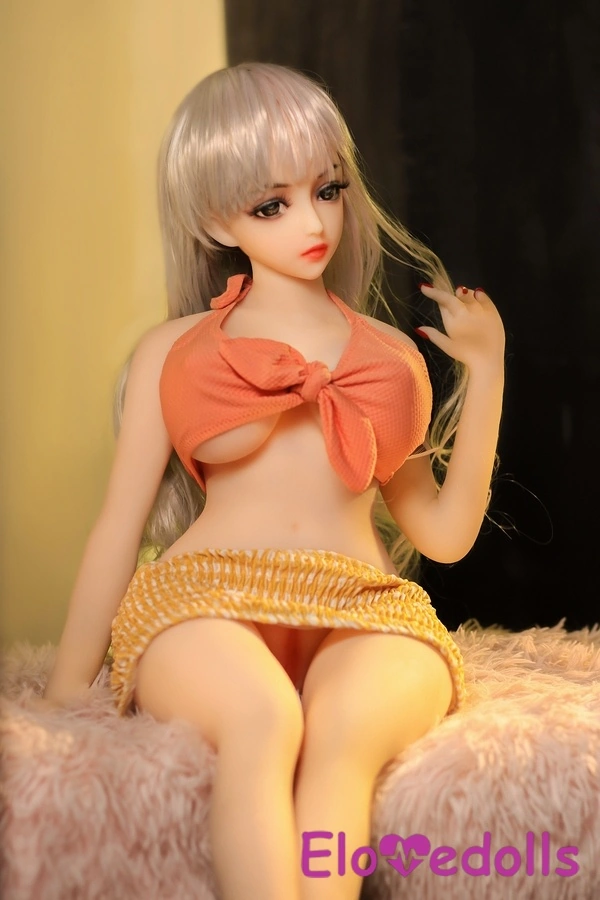 68cm D Cup TPE Small Breasts Amber Eyes Petite Anime Sex Doll Detail View 3