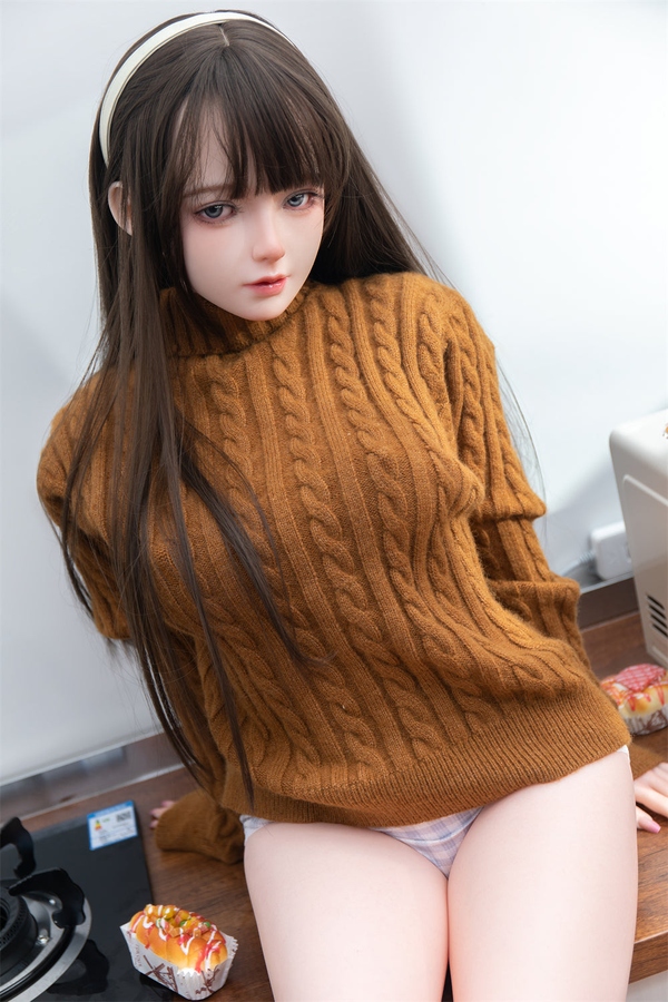 135cm B Cup TPE Petite Gray Eyes Black Anime Sex Doll Gallery 8