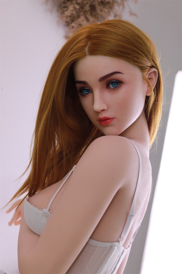 135cm B Cup TPE Petite Breasts Brunette Voluptuous Realistic Sex Doll Gallery 9