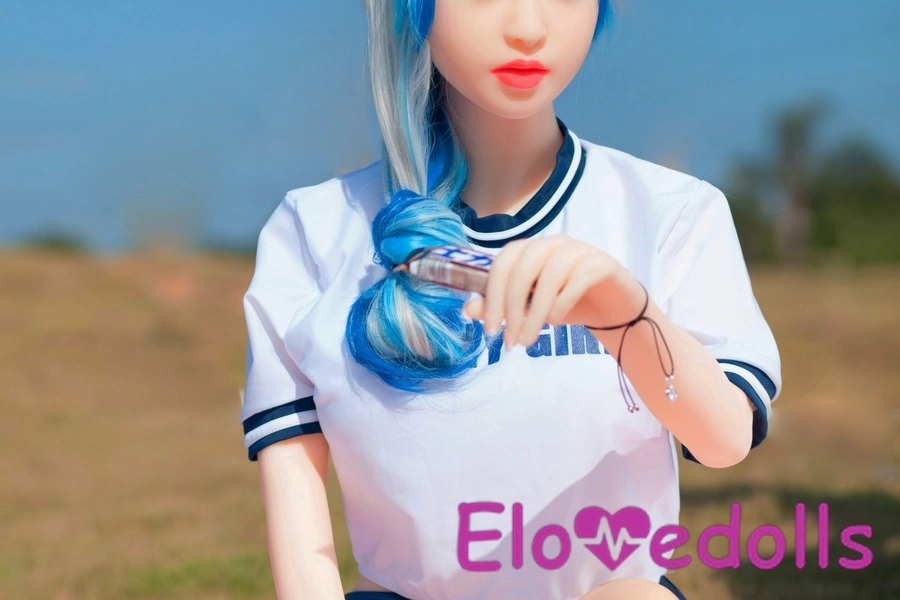 140cm TPE sex panenka s košíčky F, bílá, malá prsa, tenké rty, detailní pohled 3