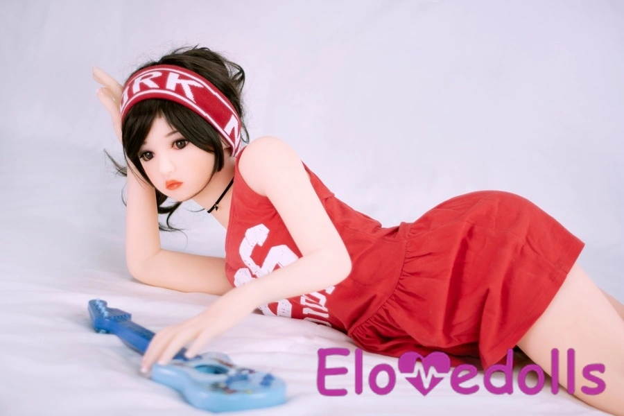 Muñeca sexual de anime de TPE, copa F de 140 cm, pechos medianos, ojos ámbar y labios finos. Vista detallada 13