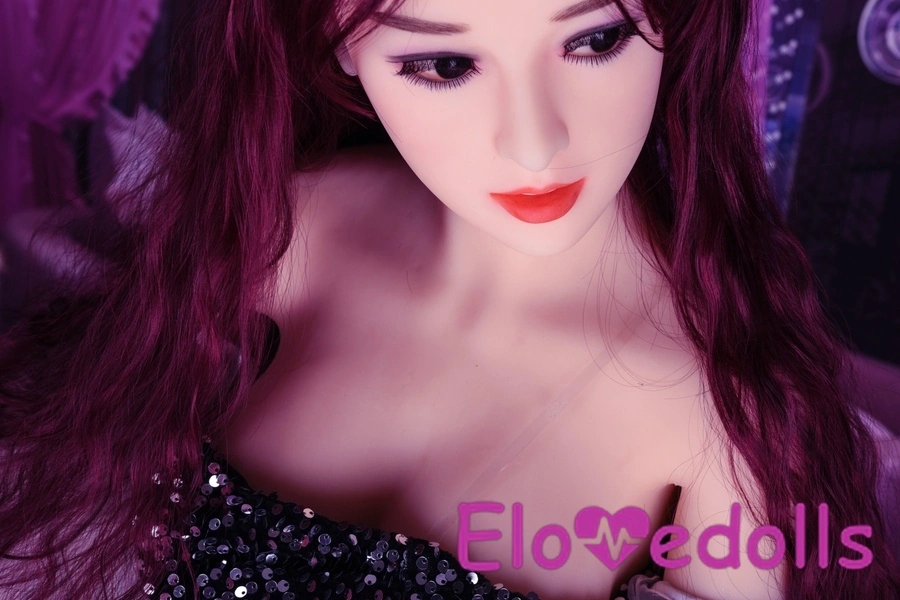 148 सेमी जी कप टीपीई एम्बर आंखें श्यामला चमकदार होंठ यथार्थवादी सेक्स गुड़िया विवरण देखें 3