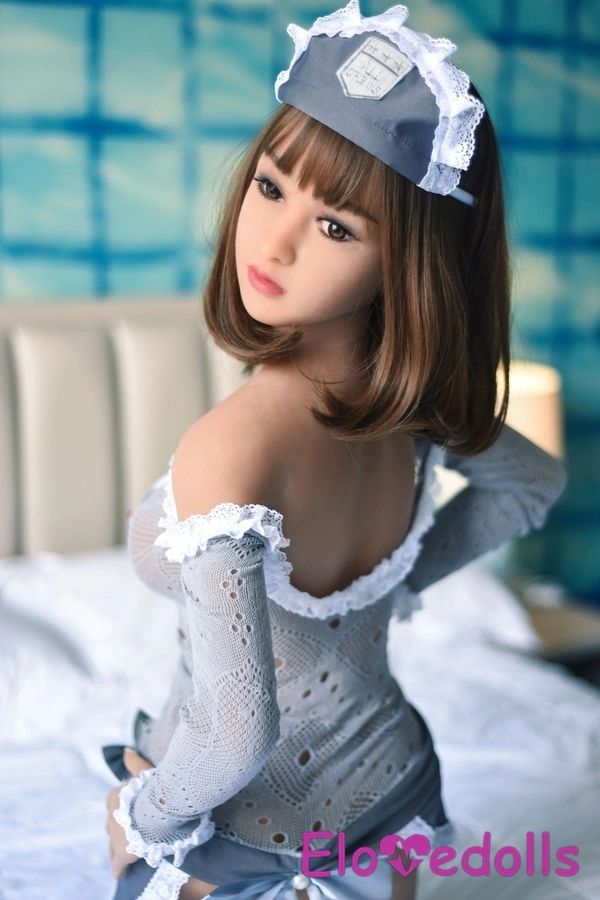 ตุ๊กตาเซ็กส์สมจริง 140 ซม. คัพ F TPE ริมฝีปากบาง หน้าอกเล็ก ตาสีเทา มุมมองรายละเอียด 5