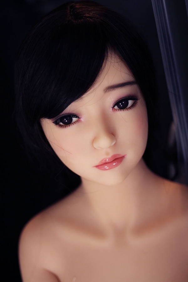 140cm F Cup TPE Gray Eyes Petite Breasts Black Anime Sex Doll Detail View 8
