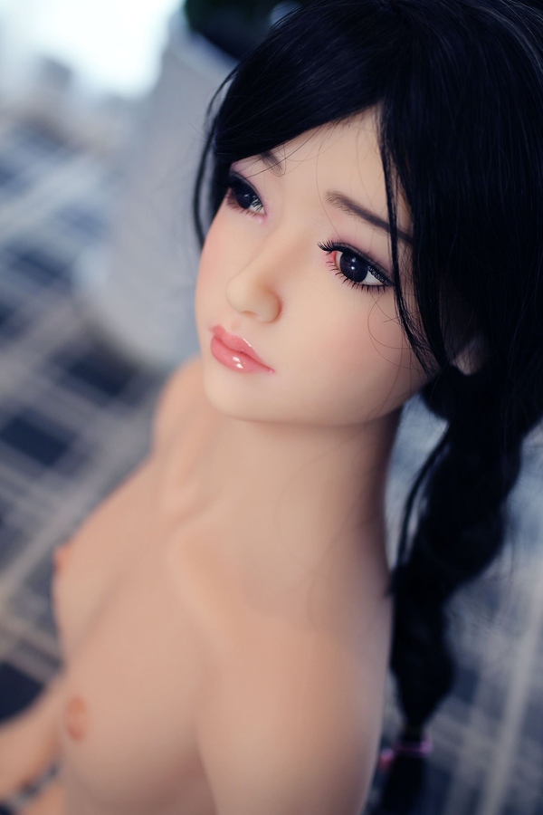 140cm F Cup TPE Gray Eyes Petite Breasts Anime Sex Doll Detail View 16