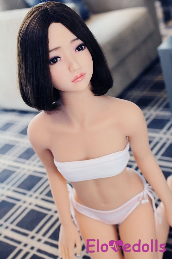 140cm F Cup TPE Small Breasts Amber Eyes Thin Lips Asian Sex Doll Detail View 6
