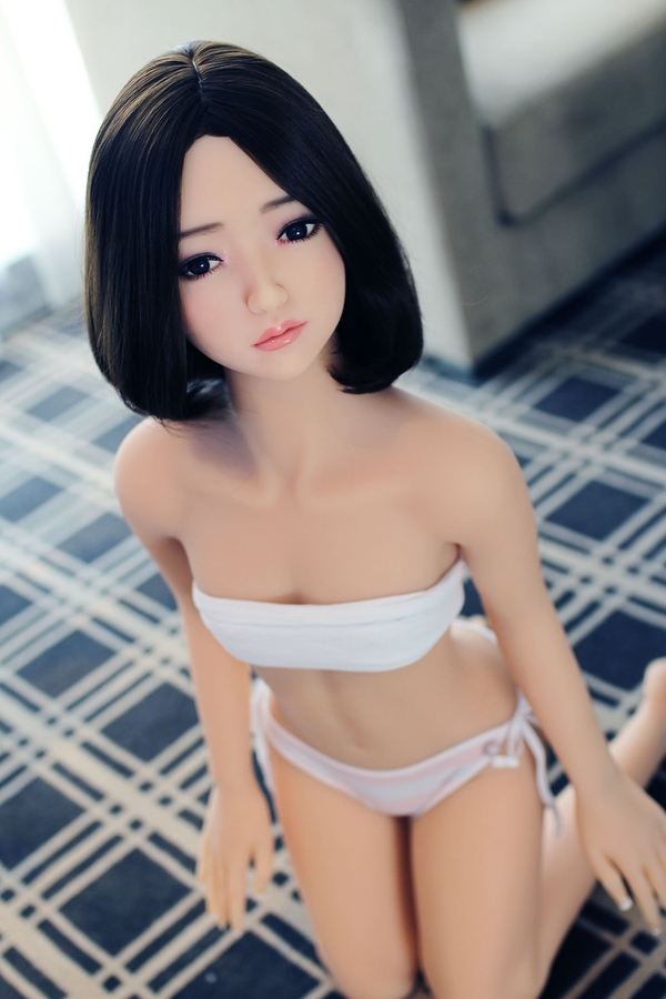 140cm F Cup TPE Petite Amber Eyes Thin Lips Asian Sex Doll Detail View 7