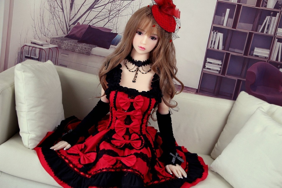 140cm F Cup TPE Petite Amber Eyes Thin Lips Japanese Sex Doll Gallery 4