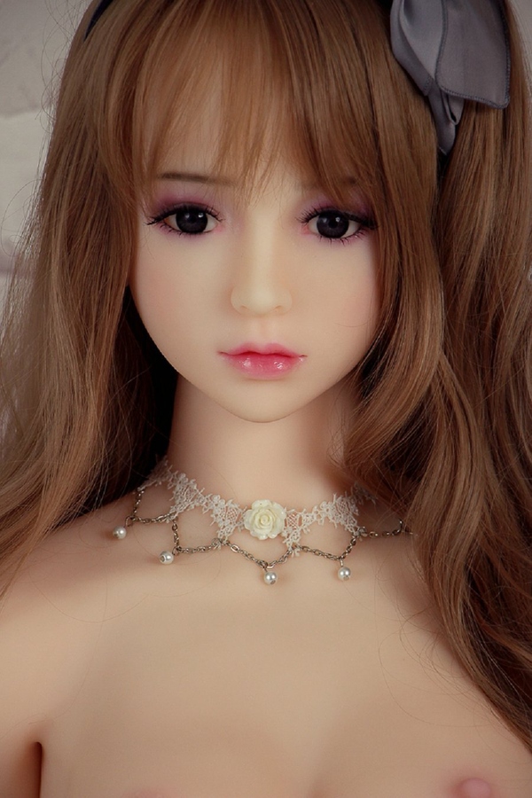 140cm F Cup TPE Petite Amber Eyes Thin Lips Japanese Sex Doll Detail View 3