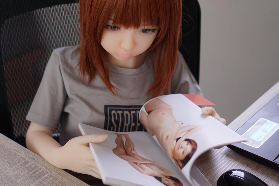 125cm A Cup TPE Red Athletic Thin Lips Anime Sex Doll Gallery 4