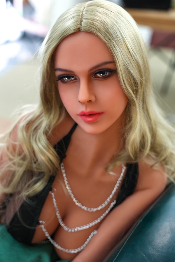158cm F Cup TPE Blonde Amber Eyes Thin Lips BBW Sex Doll Gallery 9