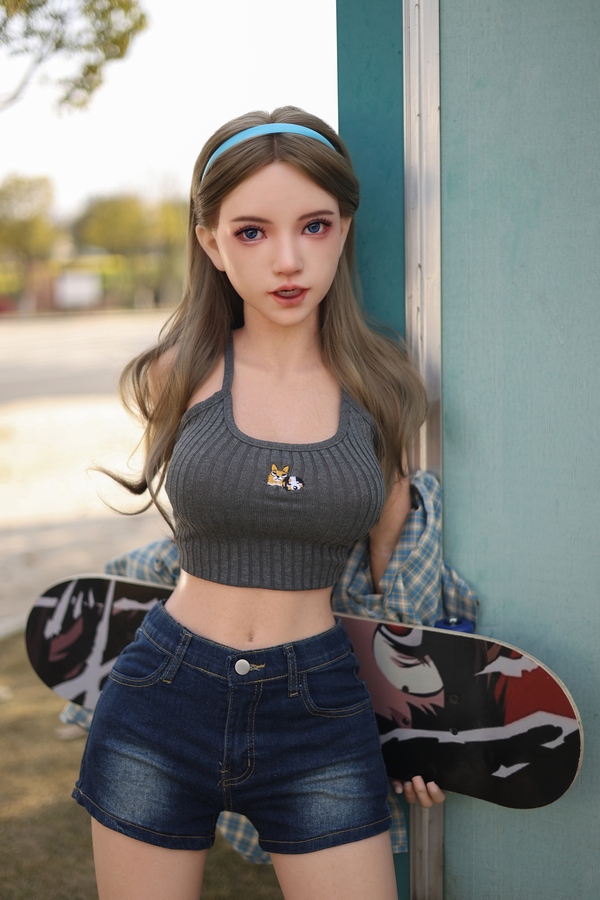 150cm E Cup Silicone Petite Breasts Gray Eyes Japanese Sex Doll Gallery 3