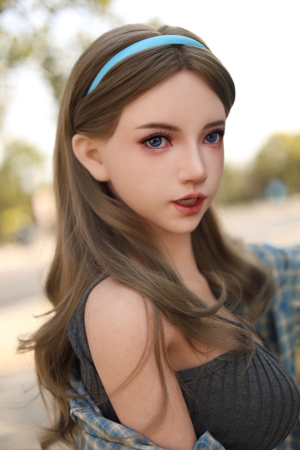 150cm E Cup Silicone Petite Breasts Thin Lips Japanese Sex Doll Gallery 4