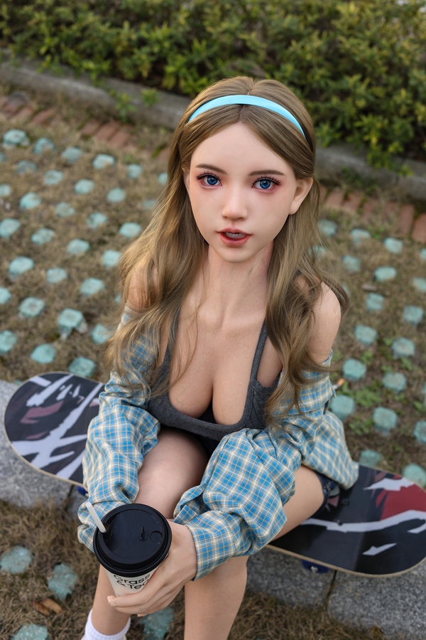 150cm E Cup Silicone Gray Eyes Petite Breasts Japanese Sex Doll Gallery 9