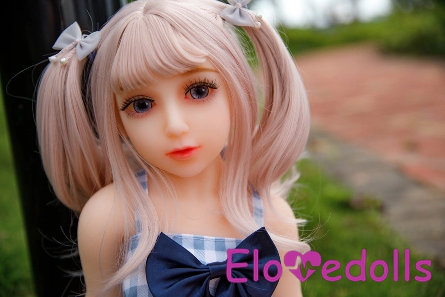 گالری عروسک جنسی 70 سانتی‌متری B Cup TPE با سینه‌های کوچک، چشم‌های آبی سفید، 2