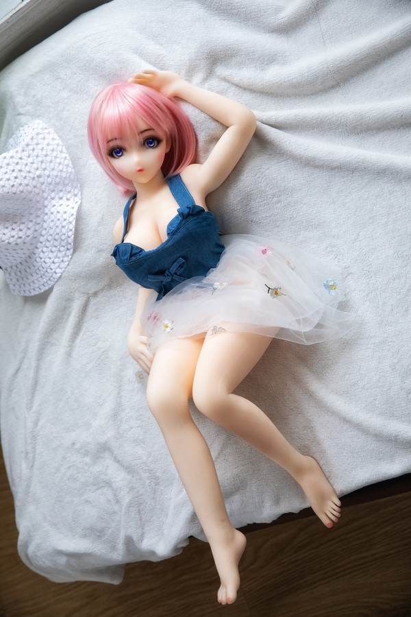 Premium Quality Blue Eyes Pink Petite Anime Sex Doll Gallery 5