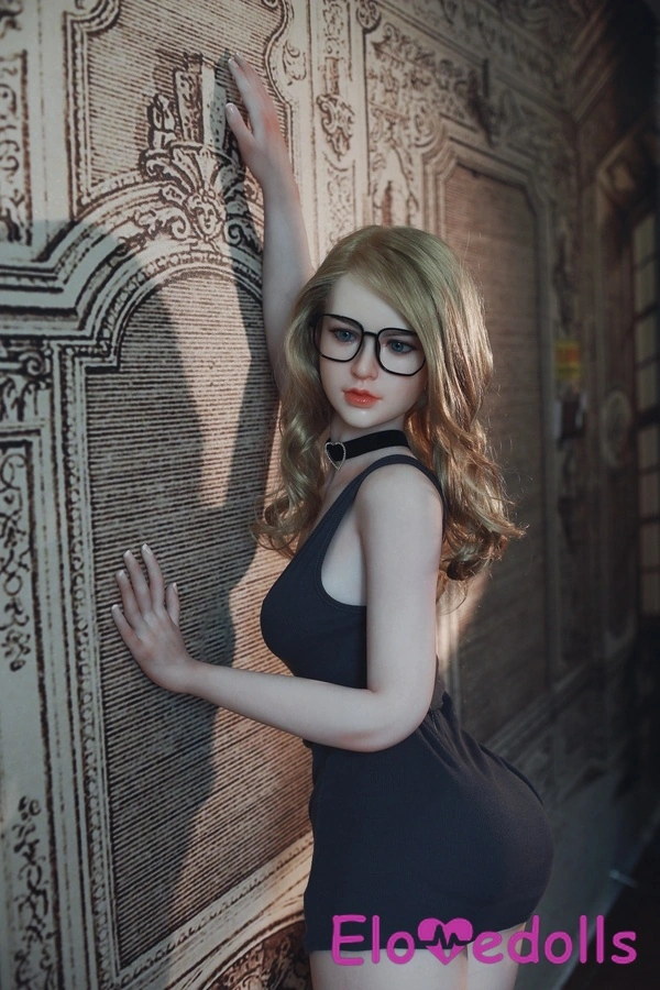ตุ๊กตาเซ็กส์สมจริง ขนาด 168 ซม. คัพ F TPE ลำตัวและหัวซิลิโคน ตาสีเทา สีบลอนด์ ริมฝีปากบาง มุมมองรายละเอียด 9