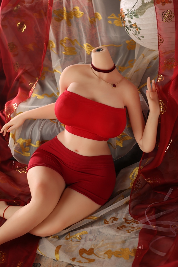 110cm D Cup TPE Thin Lips Voluptuous Black Asian Sex Doll Detail View 2