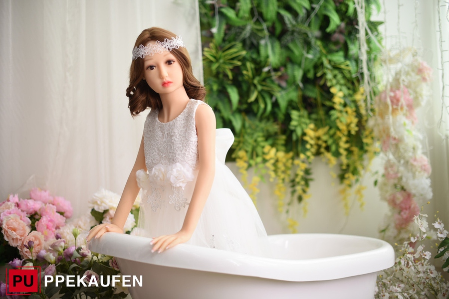 125cm D Cup TPE Thin Lips White Petite Realistic Sex Doll Gallery 6