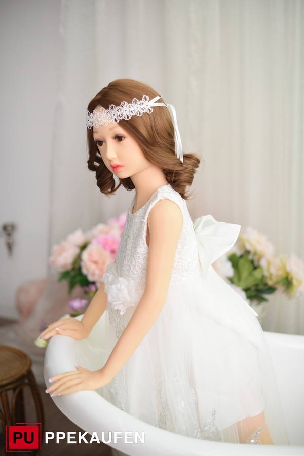 125cm D Cup TPE Gray Eyes Petite Breasts White Realistic Sex Doll Gallery 9