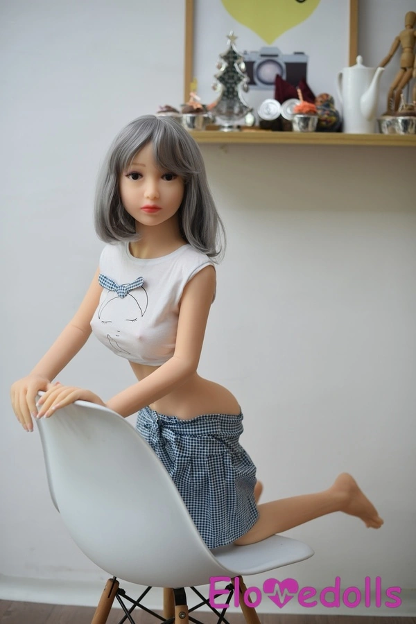 Poupée sexuelle réaliste en TPE, bonnet D, 125 cm, yeux gris, petite poitrine, lèvres fines, galerie&nbsp;6