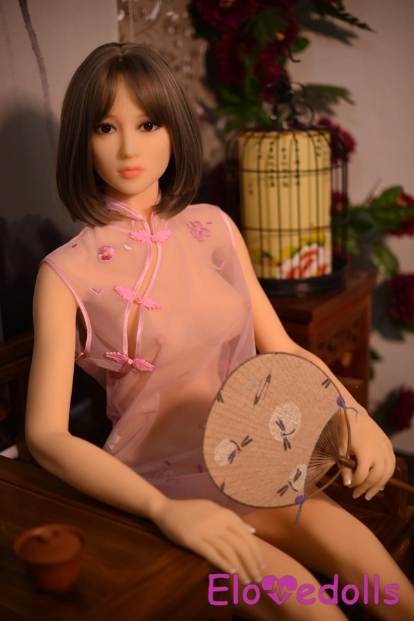 150 см, чашка C, TPE, сірі очі, середні груди, мініатюрна секс-лялька, галерея 2