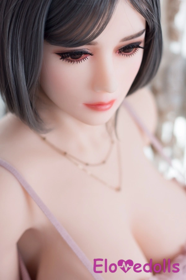ตุ๊กตาเซ็กส์ TPE คัพ E ขนาด 165 ซม. หน้าอกเล็ก ริมฝีปากบาง ตัวเล็ก หนา