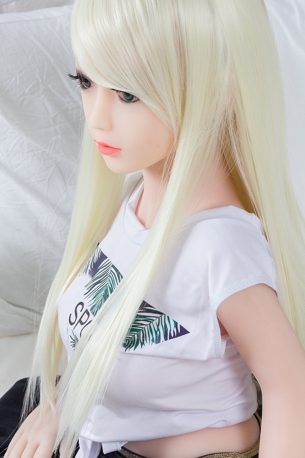 105cm D Cup TPE Petite Amber Eyes Breasts Teen Sex Doll Gallery 2