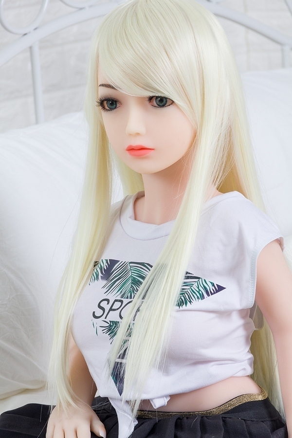 105cm D Cup TPE Petite Breasts Amber Eyes Teen Sex Doll Gallery 4