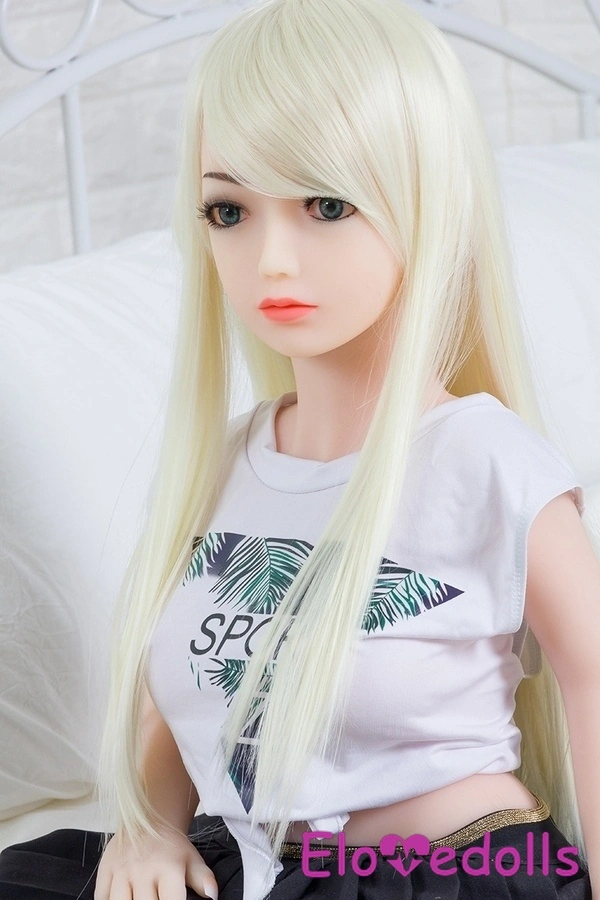 Galeri Boneka Seks Remaja TPE Payudara Mungil Mata Amber Cup D 105cm 4