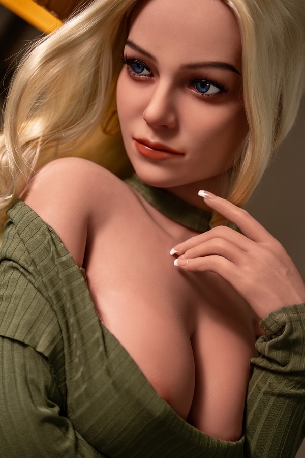 166cm E Cup TPE Petite Breasts Blonde Voluptuous Thick Sex Doll Gallery 4