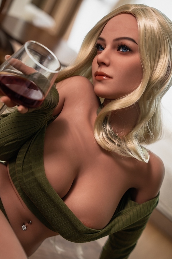 166cm E Cup TPE Blonde Petite Breasts Voluptuous Thick Sex Doll Gallery 9