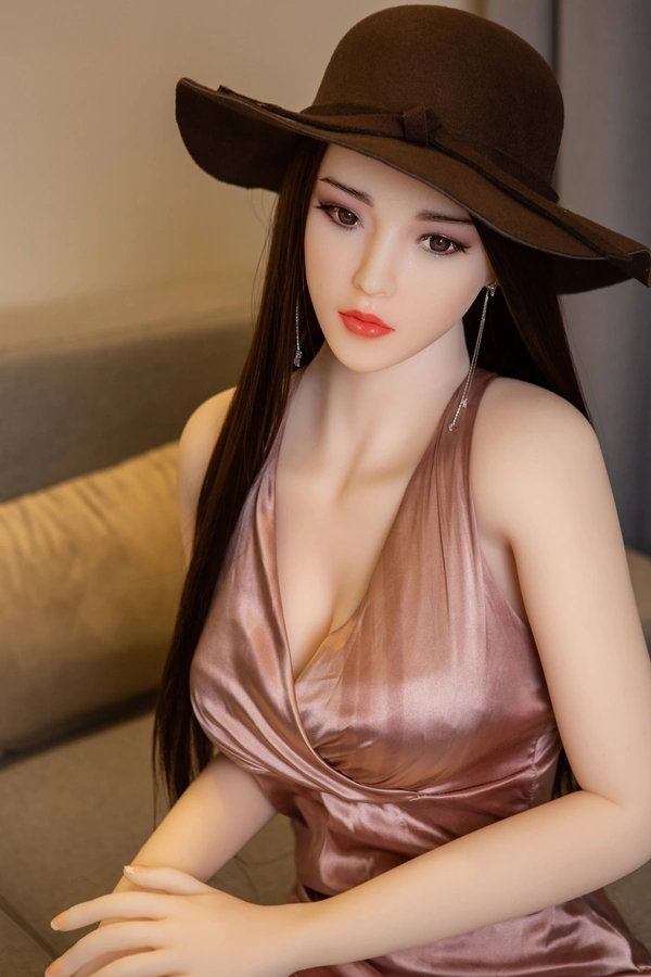 בובת מין ריאליסטית עם כוס C של TPE בגודל 100 ס"מ, שדיים קטנים, ברונטית