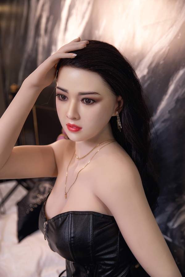 100cm C Cup TPE Thin Lips Blonde Petite Realistic Sex Doll Detail View 14