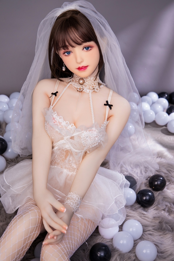 148cm C Cup TPE Petite Medium Breasts Gray Eyes Japanese Sex Doll Detail View 4