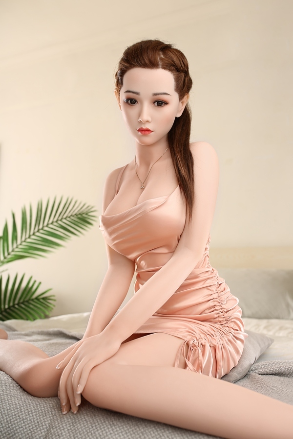 148cm C Cup TPE Thin Lips Amber Eyes Small Breasts Real Doll Gallery 2