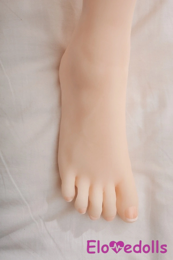 158cm E-Cup TPE brunetka drobná prsa jantarové oči tlusté sex panenky detailní pohled 14