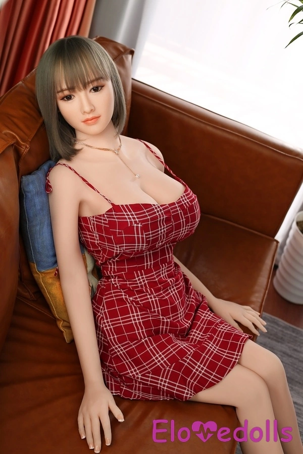 168cm E Cup TPE Thin Lips Voluptuous Gray Eyes Thick Sex Doll Detail View 4