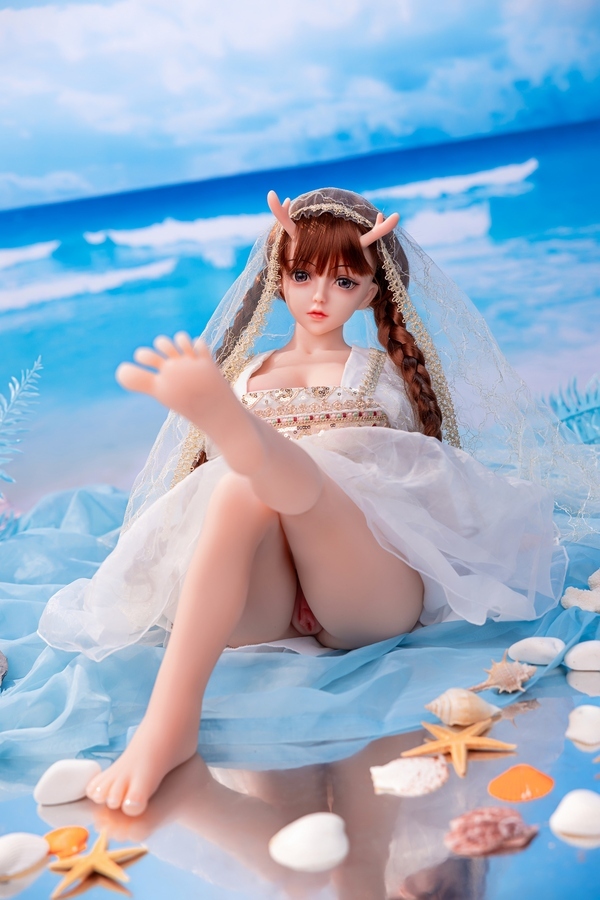 80cm D Cup Silicone Head & TPE Body Blue Eyes Natural Lips Petite Mini Sex Doll Detail View 3